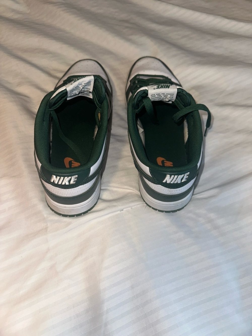 Nike Dunks - Picture 3 of 4